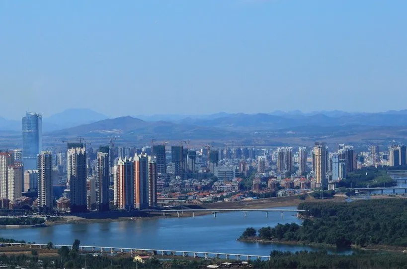 辽宁,尊敬的听众朋友们